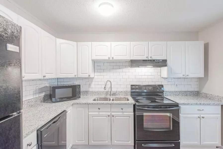 Colony Hill Ct Apartment for rent in Stone Mountain, GA