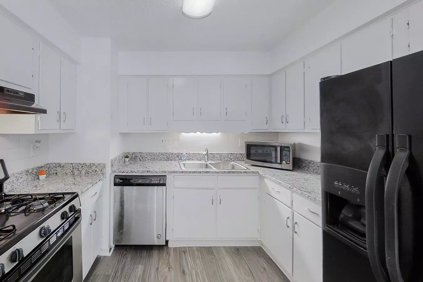 Pecan Log Pl Apartment for rent in Austell, GA