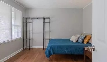 3 of 5 Waverly Dr Apartment for rent in Forest Park, GA