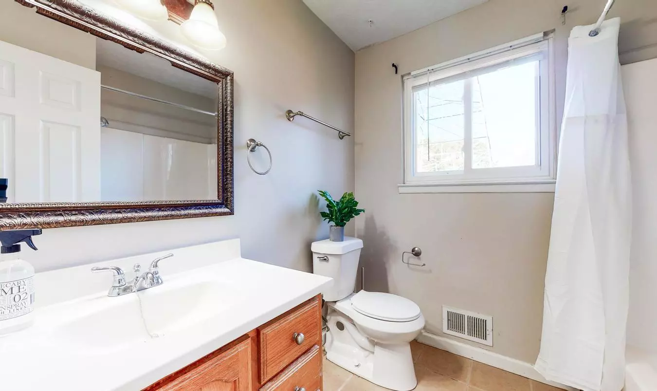 Stephanie Dr Apartment for rent in Atlanta, GA