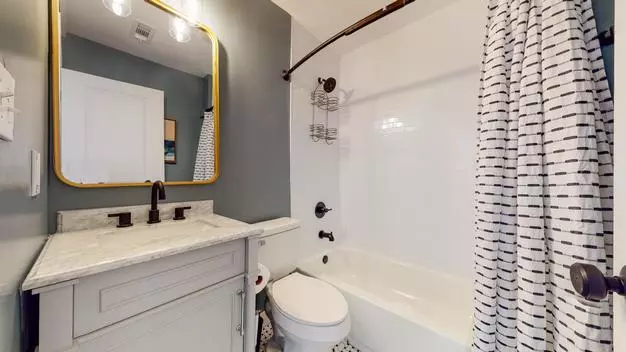 Delmar Ln Apartment for rent in Atlanta, GA