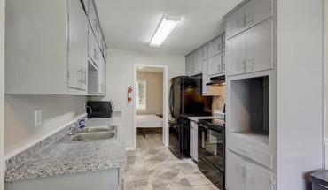 Old Bill Cook Rd Apartment for rent in College Park, GA