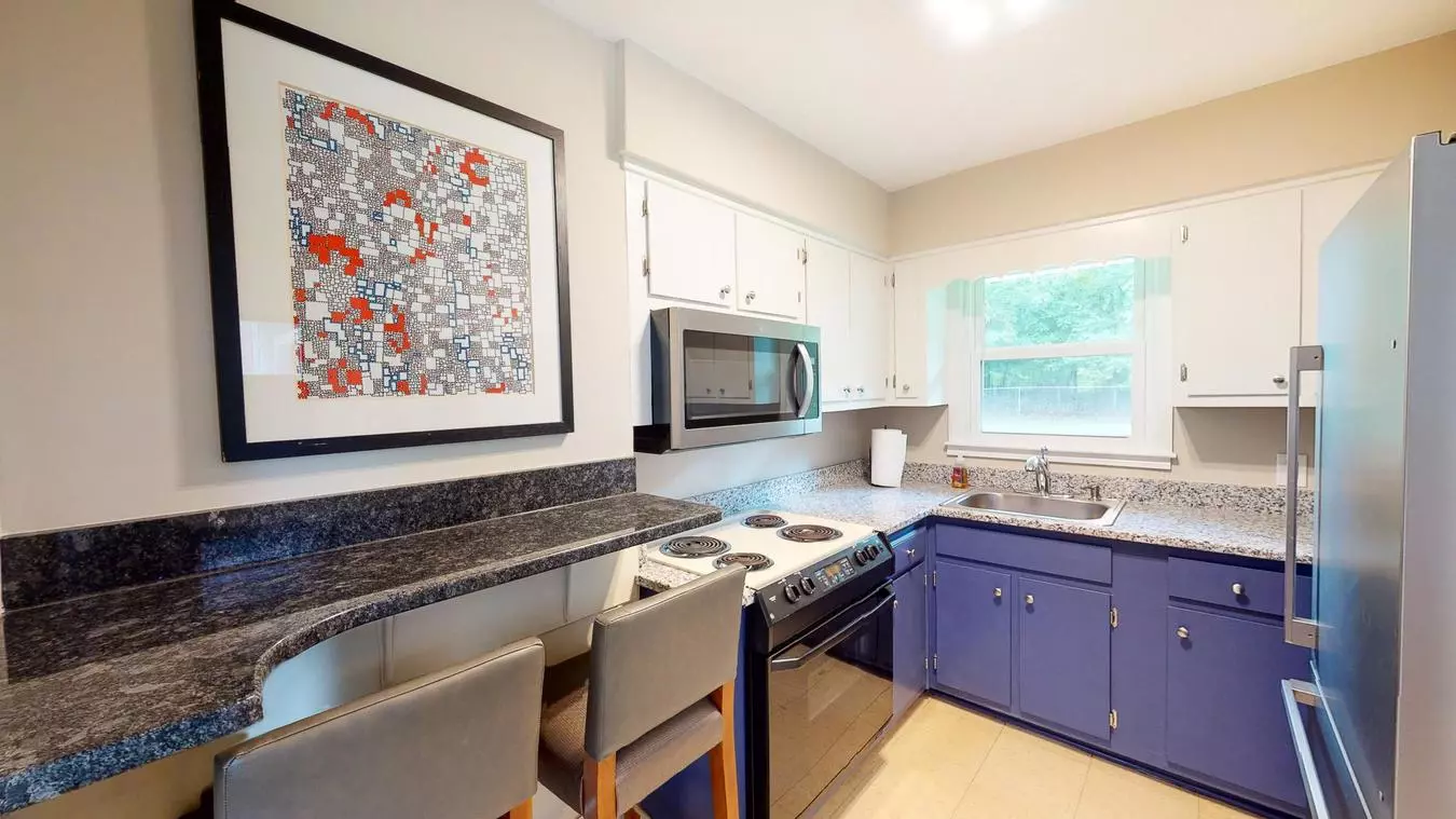 Apache Cir Apartment for rent in Oakwood, GA