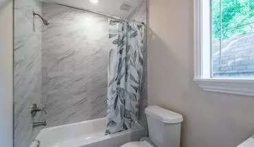 2 of 21 Hollybrook Ln Apartment for rent in Houston, TX