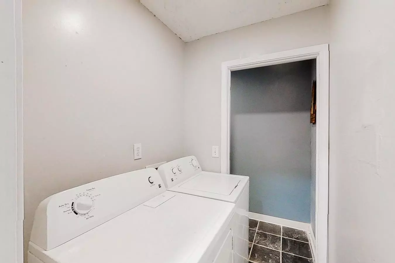 To Lani Path Apartment for rent in Stone Mountain, GA