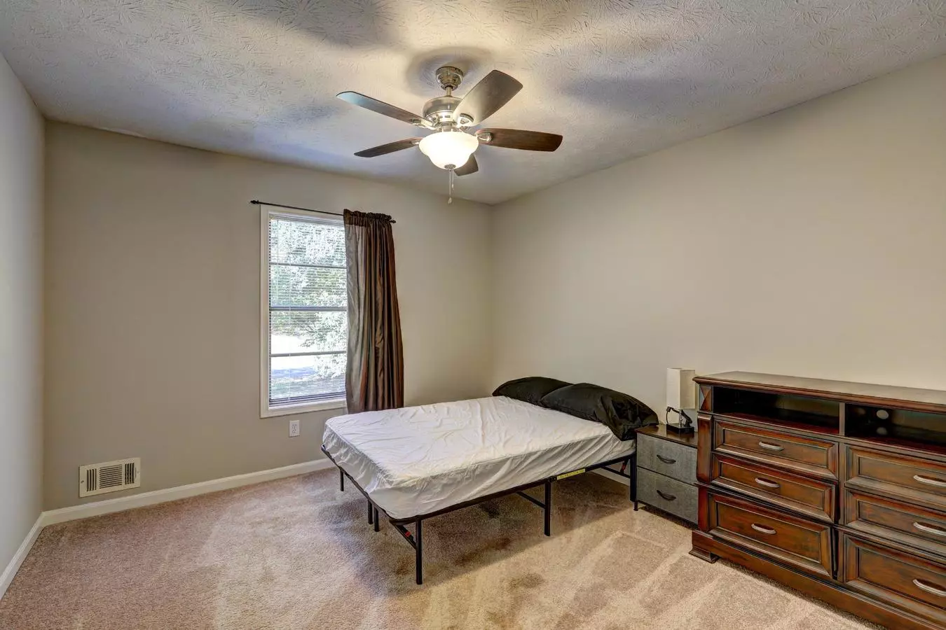 Pine Stream Ct Apartment for rent in Lawrenceville, GA