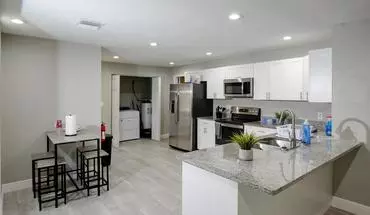 3 of 41 W Hamilton Ave Apartment for rent in Tampa, FL
