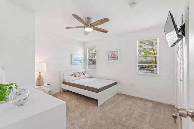 Fauna Ln Apartment for rent in Apollo Beach, FL