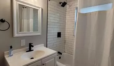 4 of 23 NE 19Th Pl Apartment for rent in Gainesville, FL
