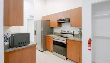 3 of 34 E Mohawk Ave Apartment for rent in Tampa, FL