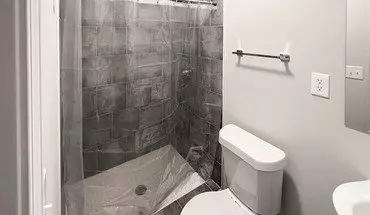 5 of 8 East Ave Apartment for rent in Atlanta, GA