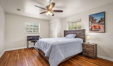 street Apartment for rent in Jacksonville, FL