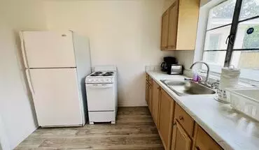 2 of 8 Th Ave Apartment for rent in St Petersburg, FL