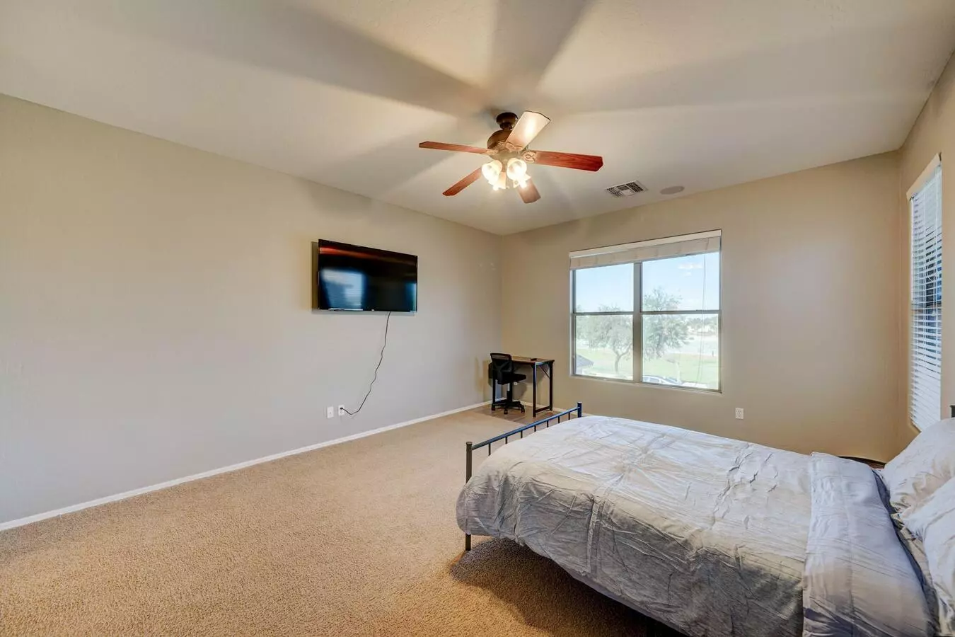 W Raymond St Apartment for rent in Tolleson, AZ
