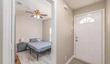 4 of 9 Columbus Ave Apartment for rent in Fort Worth, TX