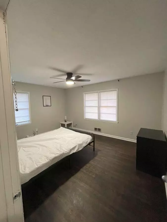 Janet Ln Apartment for rent in Decatur, GA