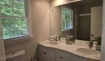 4 of 9 Pine Cone Dr SW Apartment for rent in Atlanta, GA