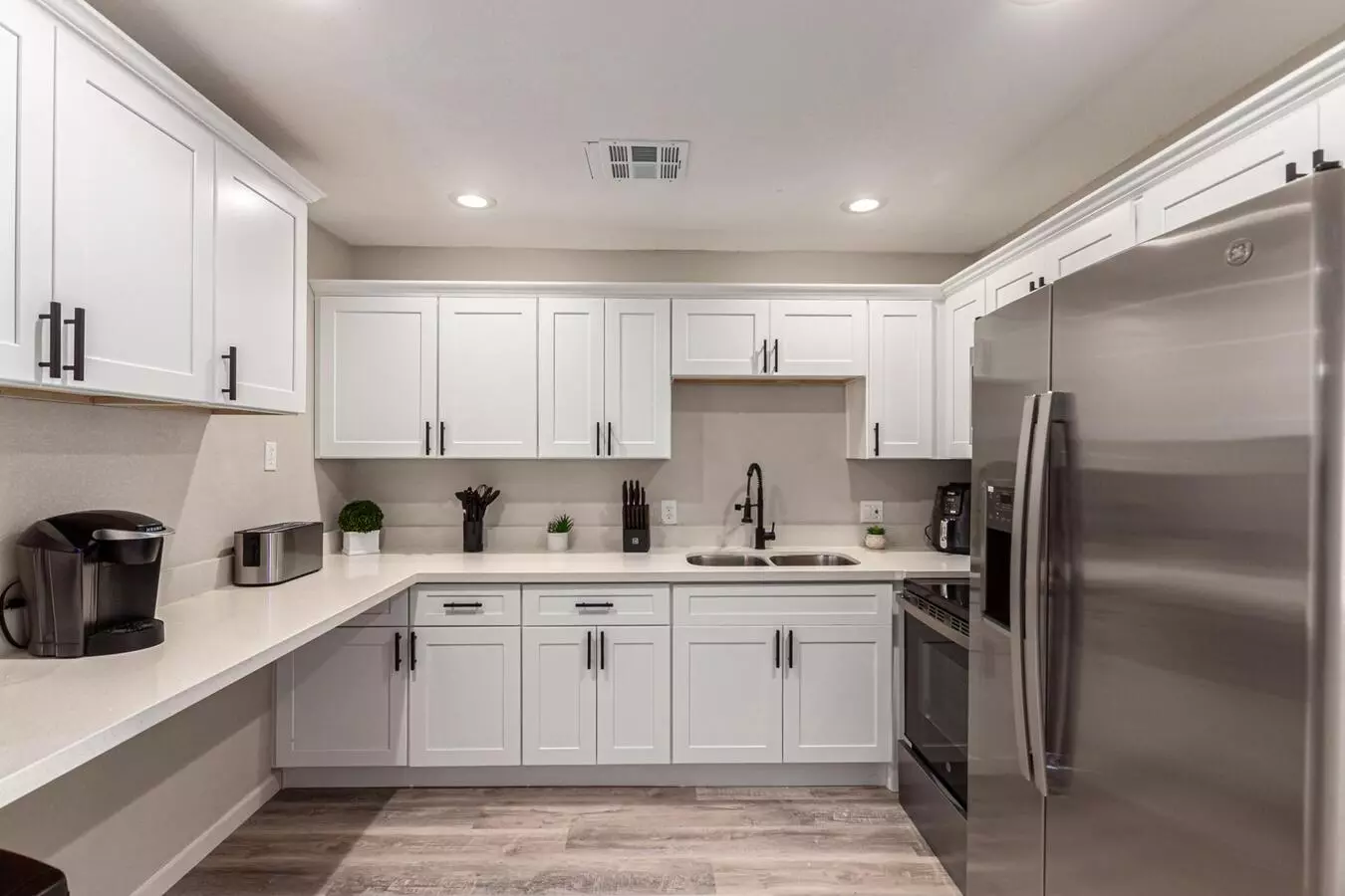 E Avalon St Apartment for rent in Mesa, AZ