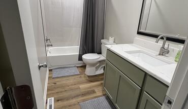 Kentucky Ave Apartment for rent in Raytown, MO