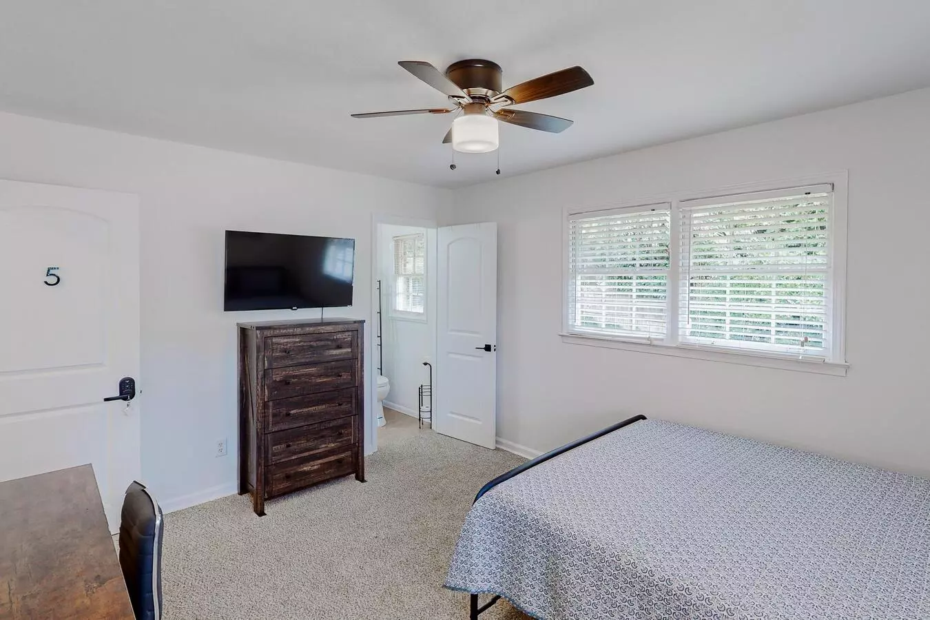 Crabapple Cir Apartment for rent in Decatur, GA