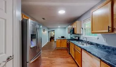 3 of 19 Crooked Creek Ln Apartment for rent in Decatur, GA