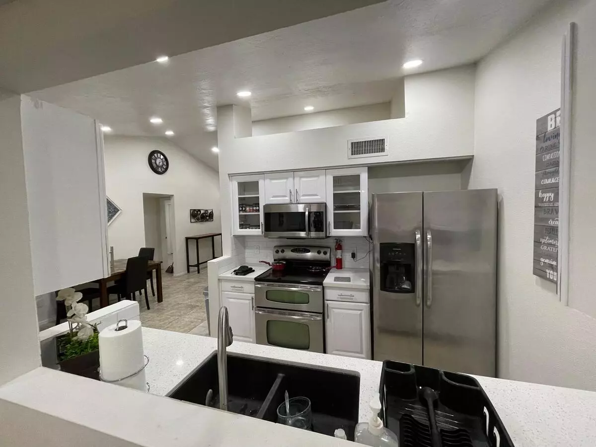 W Meadow Dr Apartment for rent in Phoenix, AZ