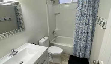 4 of 19 W Meadow Dr Apartment for rent in Phoenix, AZ