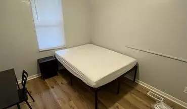 4 of 9 S Keystone Ave Apartment for rent in Indianapolis, IN