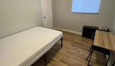 5 of 9 S Keystone Ave Apartment for rent in Indianapolis, IN