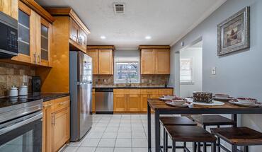 Highland Pl Apartment for rent in Decatur, GA