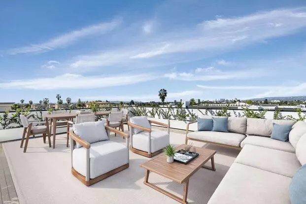 Gramercy Terrace Apartment for rent in Los Angeles, CA