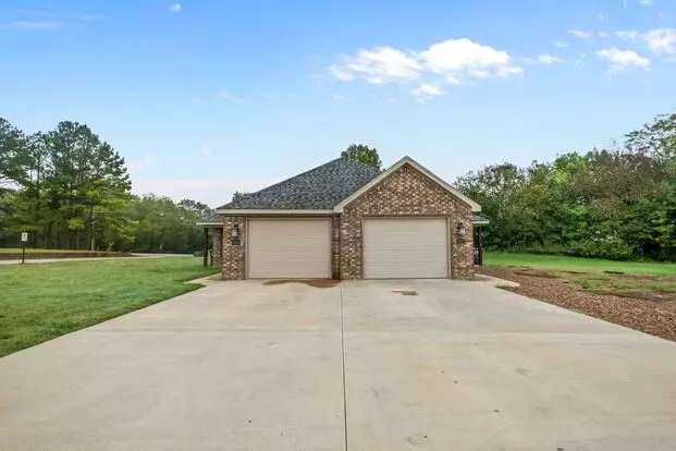 451 Oakwoods Dr Apartment for rent in Elkins, AR