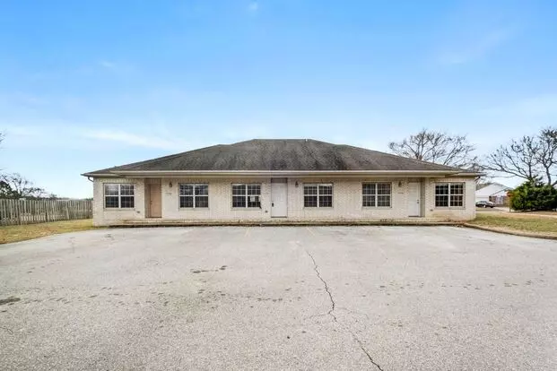 1270 N Trinity Dr Apartment for rent in Fayetteville, AR 1270 N Trinity Dr Apartment for rent in Fayetteville, AR