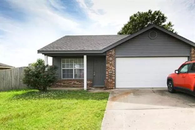 Fantastic House In Fayetteville! Apartment for rent in Fayetteville, AR Fantastic House In Fayetteville! Apartment for rent in Fayetteville, AR