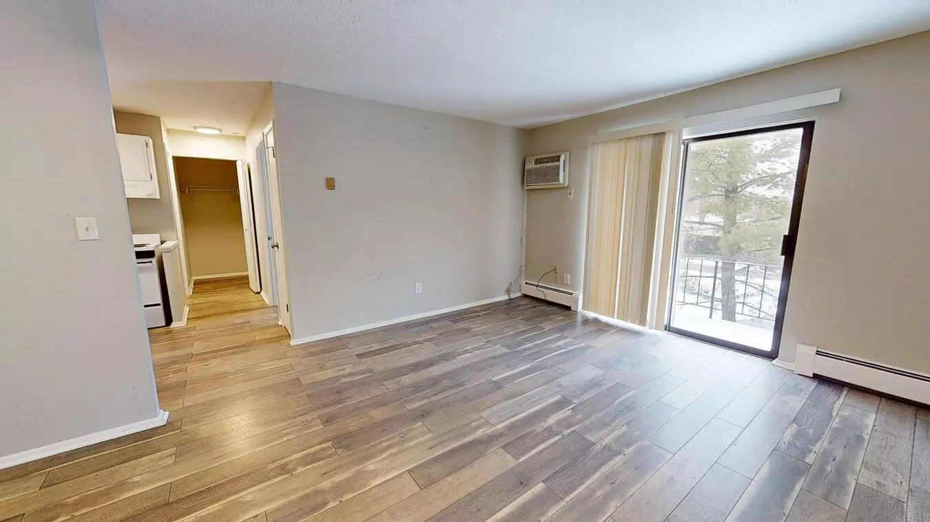 Maple Heights - 1 Bedroom/1 Bathroom Updated Apartment. Apartment for rent in Maple Heights, OH