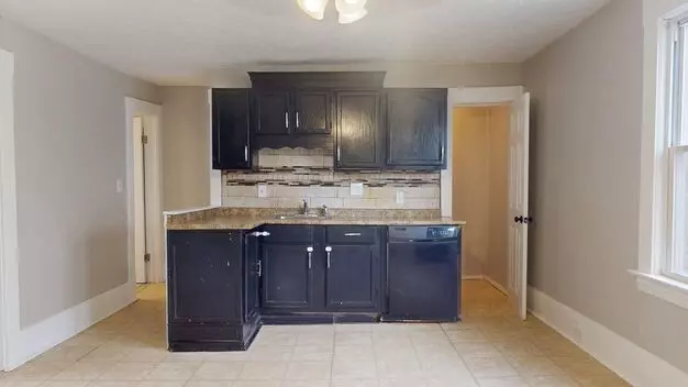 15827 Trafalgar Ave Apartment for rent in Cleveland, OH