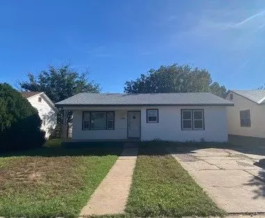 1204 W Deming St House for rent in Roswell, NM