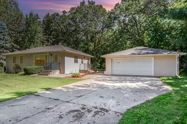 4 Bed | 2 Bath House In Andover School District Apartment for rent in Andover, MN