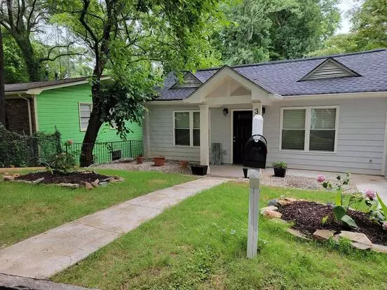 3 Bedroom 2 Bath Westside Haven Apartment for rent in Atlanta, GA 3 Bedroom 2 Bath Westside Haven Apartment for rent in Atlanta, GA