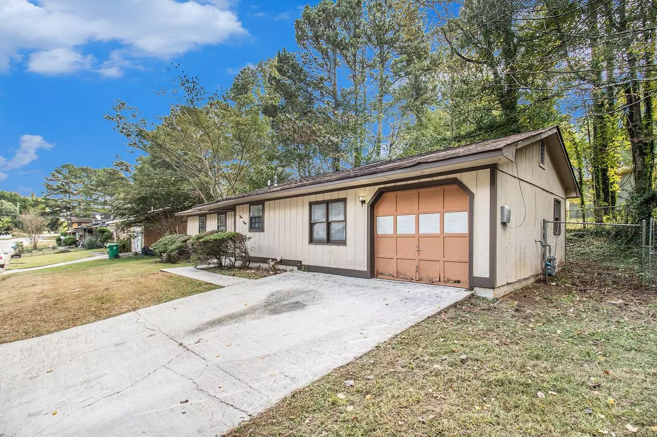 3 Bdrm, 2 Bath In Lithonia House for rent in Lithonia, GA