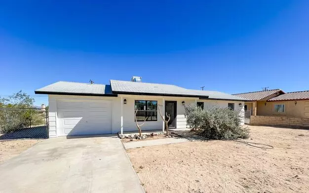 A Newly Remodeled 3 Bedroom Apartment for rent in Palms, CA A Newly Remodeled 3 Bedroom Apartment for rent in Palms, CA