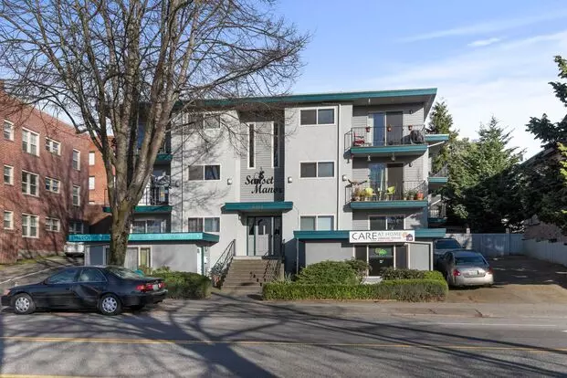 Sunset Manor Apartment for rent in Seattle, WA Sunset Manor Apartment for rent in Seattle, WA