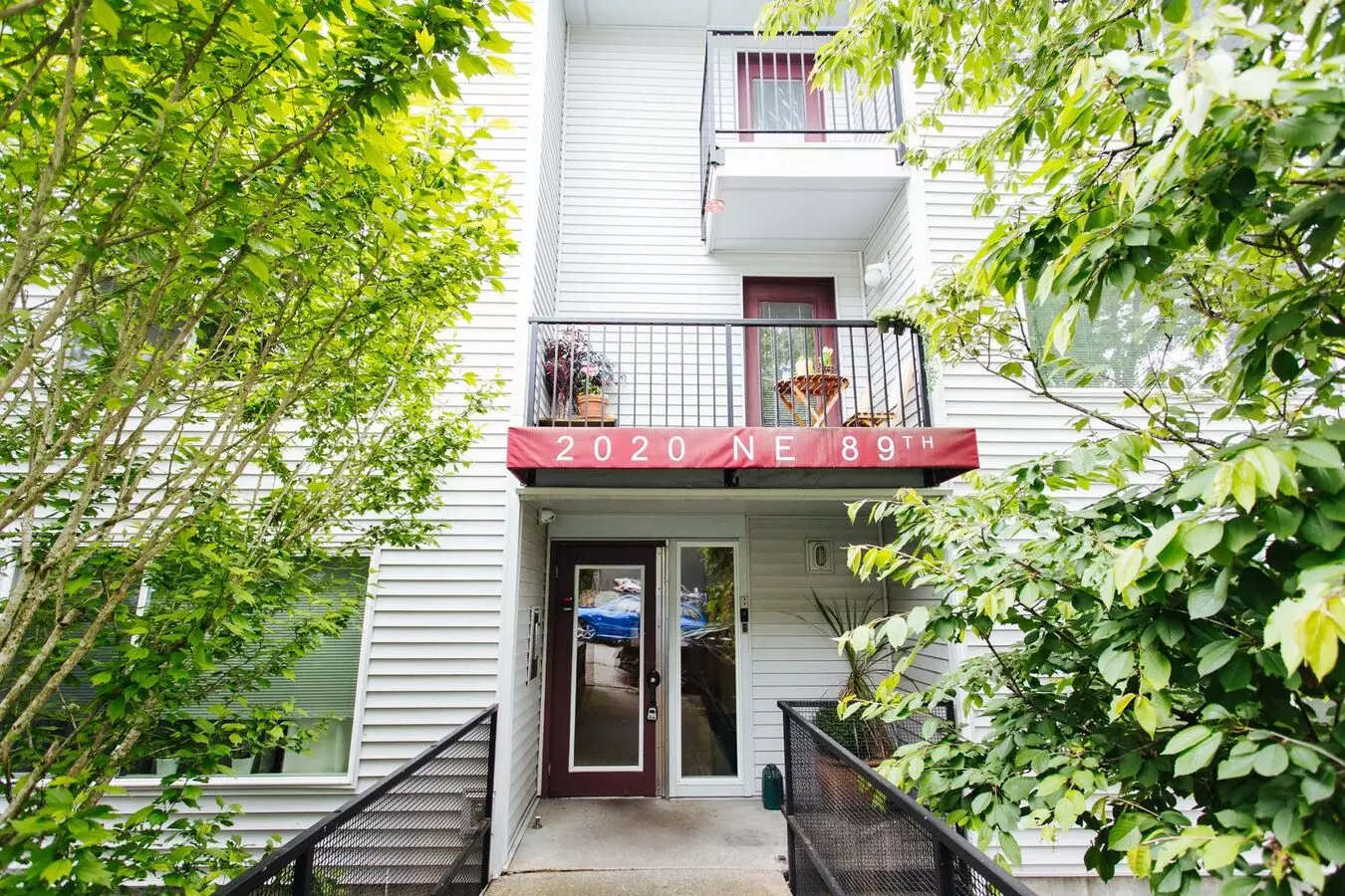 Maple Leaf Residences Apartment for rent in Seattle, WA