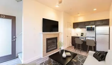3 of 18 Broadway Flats Apartment for rent in Portland, OR