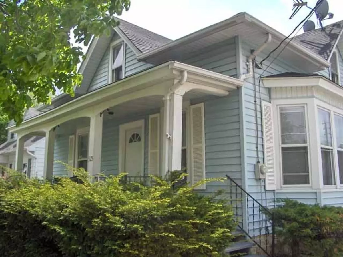 525 W 5th St House for rent in Appleton, WI