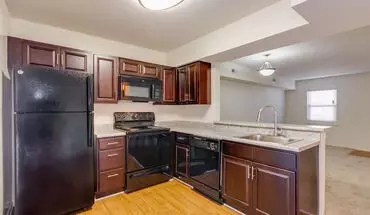 2 of 56 Ashland Towne Square Apartment for rent in Ashland, VA