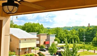 2 of 7 Cityview Apartment for rent in Athens, GA