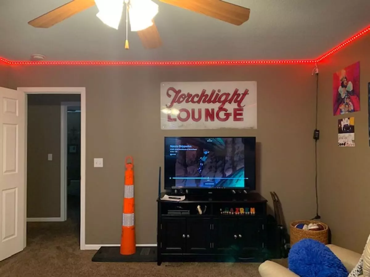 2131 Magnolia Dr House for rent in Leavenworth, KS
