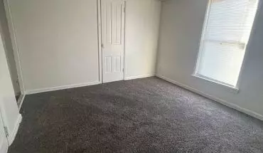 5 of 12 521 S. Whites Apartment for rent in Marion, IN