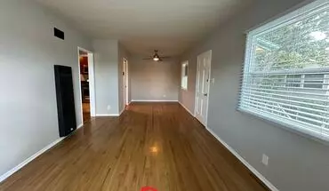 2 of 12 12928 Burbank Blvd Apartment for rent in Sherman Oaks, CA